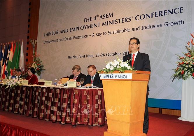 Thủ tướng Nguyễn Tấn Dũng phát biểu tại phiên khai mạc Hội nghị Bộ trưởng ASEM về Lao động và Việc làm lần thứ 4, ngày 25/10/2012, tại Hà Nội. Ảnh: Đức Tám – TTXVN