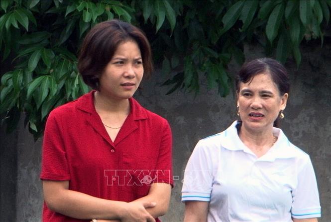 Trong ảnh: Chị Nguyễn Thị Ngãi, Bí thư chi bộ kiêm trưởng thôn ở thôn Cát Thường xã Nguyễn Úy, huyện Kim Bảng khi vừa 25 tuổi. Ảnh: Đại Nghĩa - TTXVN