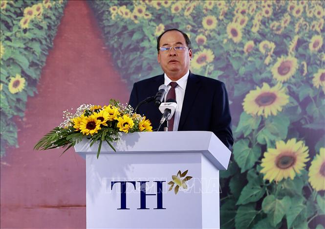 Trong ảnh: Ông Nguyễn Thanh Bình, Chủ tịch UBND tỉnh An Giang phát biểu tại lễ khởi công dự án. Ảnh: Thanh Sang- TTXVN