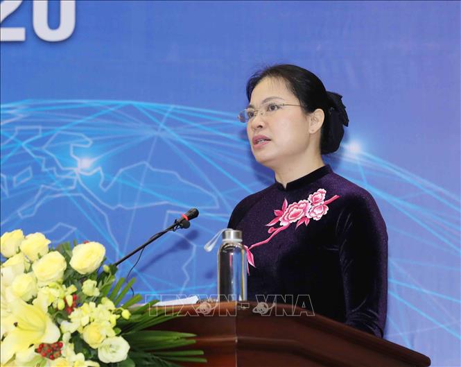 Photo: President of the Vietnam Women’s Union Central Committee Ha Thi Nga speaks at the event. VNA Photo: Phương Hoa