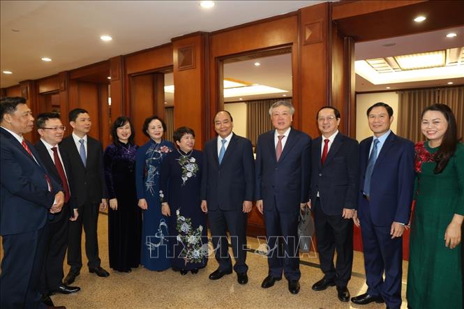 Trong ảnh: Thủ tướng Chính phủ Nguyễn Xuân Phúc với các đại biểu dự Hội nghị. Ảnh: Trí Dũng –TTXVN