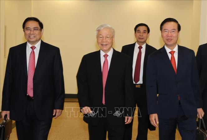 Trong ảnh: Tổng Bí thư, Chủ tịch nước Nguyễn Phú Trọng và các đồng chí lãnh đạo Đảng, Nhà nước đến dự Hội nghị. Ảnh: Trí Dũng –TTXVN