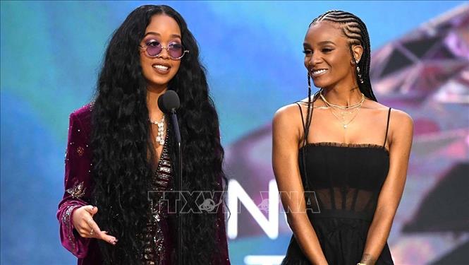 Grammy 2021: Giải "Bài hát của năm" thuộc về một ca khúc chống phân biệt chủng tộc - Ảnh thời sự quốc tế - Văn hóa xã hội - Thông tấn xã Việt Nam (TTXVN)