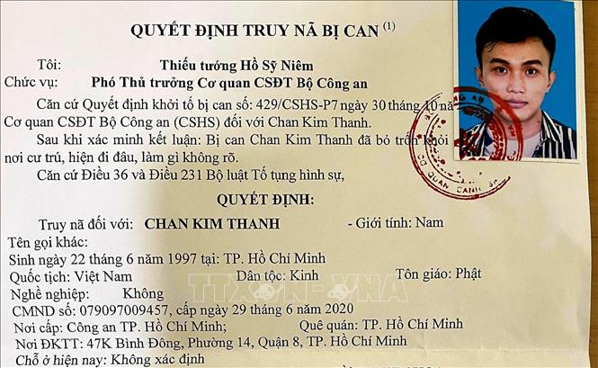 Trong ảnh: Bộ Công an ra quyết định truy nã Chan Kim Thanh, đối tượng của băng nhóm lừa đảo. Ảnh: Thành Chung - TTXVN