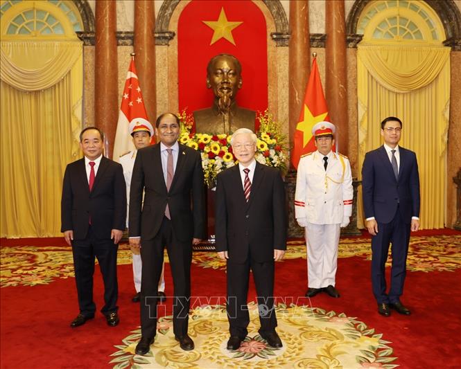 Tá»•ng Bi ThÆ° Chá»§ Tá»‹ch NÆ°á»›c Nguyá»…n Phu Trá»ng Tiáº¿p Ä'áº¡i Sá»© Singapore Táº¡i Viá»‡t Nam Ä'áº¿n Trinh Quá»'c ThÆ° áº£nh Thá»i Sá»± Trong NÆ°á»›c Ná»™i Chinh Ngoáº¡i Giao