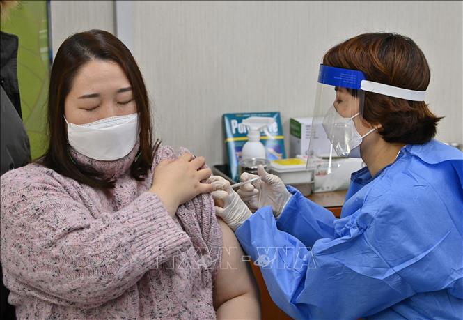 Han Quá»'c Ä'áº©y Nhanh Viá»‡c Tiem Chá»§ng Vaccine Ngá»«a Covid 19 Cá»§a Astrazeneca áº£nh Thá»i Sá»± Quá»'c Táº¿ VÄƒn Hoa Xa Há»™i Thong Táº¥n Xa Viá»‡t Nam Ttxvn