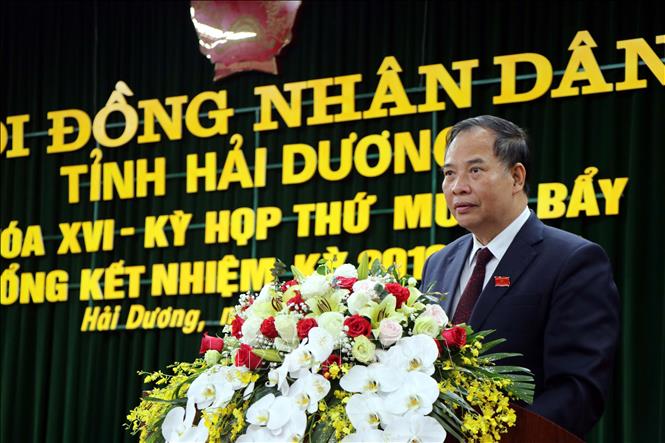 Trong ảnh: Ông Nguyễn Mạnh Hiển, nguyên Chủ tịch HĐND tỉnh Hải Dương phát biểu tại kỳ họp. Ảnh: Mạnh Tú - TTXVN