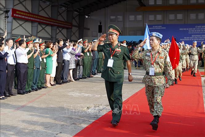 Trong ảnh: Lễ xuất quân Bệnh viện dã chiến cấp 2 số 3 lên đường làm nhiệm vụ tại Bentiu, Nam Sudan. Ảnh: Thanh Vũ-TTXVN