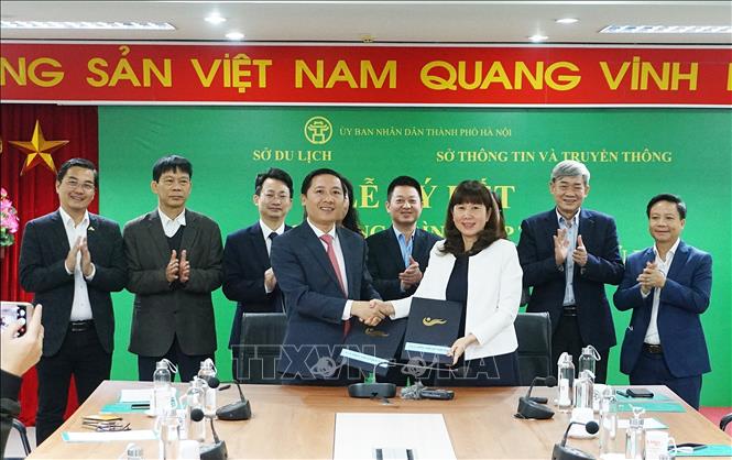 Photo: A view of the signing ceremony. VNA Photo: Đinh Thuận