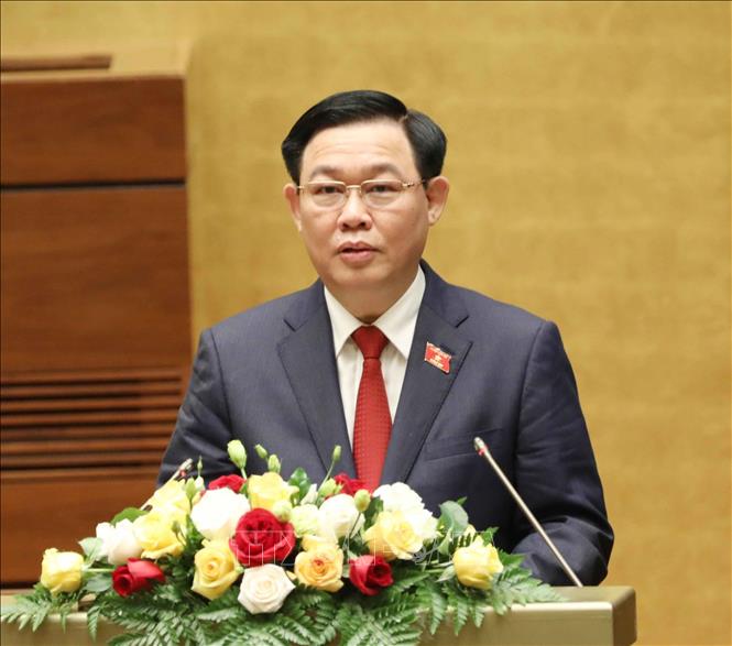 Photo: Newly-elected NA Chairman Vuong Dinh Hue gives an oath speech. VNA Photo