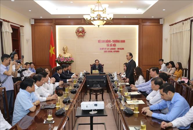 Trong ảnh: Thứ trưởng Bộ trưởng Bộ Lao động – Thương binh và Xã hội Nguyễn Văn Hồi phát biểu. Ảnh: Hoàng Hiếu – TTXVN