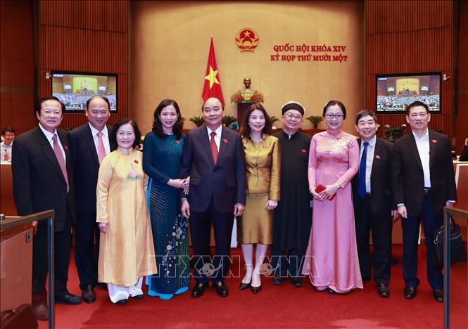 Chủ tịch nước Nguyễn Xuân Phúc và các đại biểu. Ảnh: Thống Nhất – TTXVN