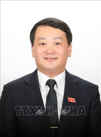 Vice President and Secretary General of the Vietnam Fatherland Front Central Committee Hau A Lenh was assigned to serve as Minister and Chairman of the Committee for Ethnic Minority Affairs. VNA Photo