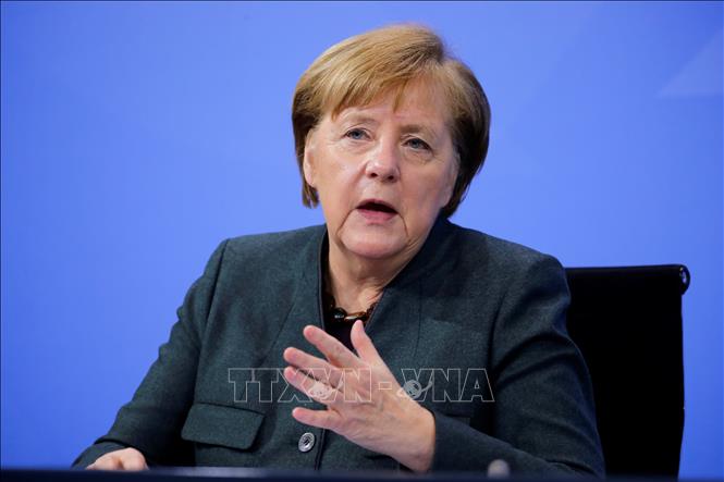 Trong ảnh: Thủ tướng Đức Angela Merkel phát biểu tại cuộc họp báo ở Berlin, ngày 19/1/2021. Ảnh: AFP/TTXVN
