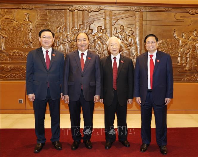 Photo: Party General Secretary Nguyen Phu Trong, State President Nguyen Xuan Phuc, Prime Minister Pham Minh Chinh and National Assembly Chairman Vuong Dinh Hue at the closing session. VNA Photo