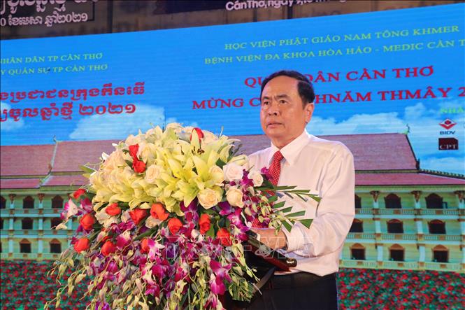 Trong ảnh: Phó Chủ tịch thường trực Quốc hội Trần Thanh Mẫn phát biểu chúc tết Chôl Chnăm Thmây năm 2021 của đồng bào Khmer. Ảnh: Ngọc Thiện - TTXVN