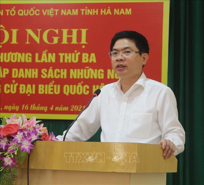 Trong ảnh: Đồng chí Trương Quốc Huy, Chủ tịch UBND tỉnh, Chủ tịch Ủy ban bầu cử tỉnh Hà Nam phát biểu tại hội nghị. Ảnh: Thanh Tuấn-TTXVN