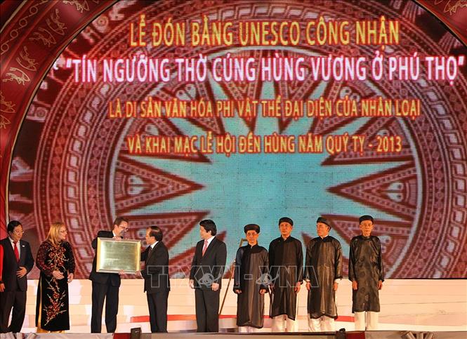 Tín ngưỡng thờ cúng Hùng Vương - bản sắc văn hoá Việt, biểu tượng ...