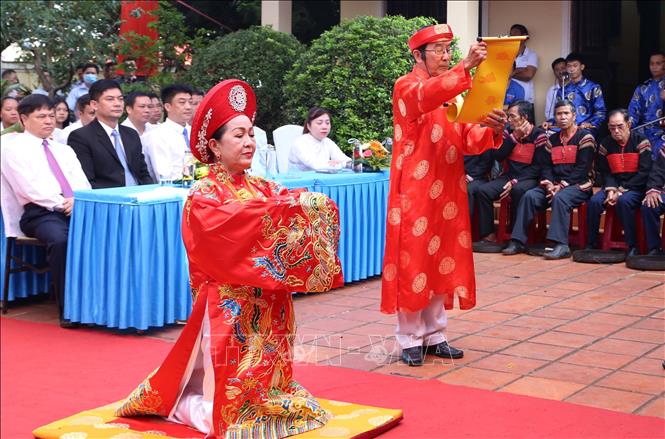 Nghi thức tế lễ truyền thống trong Lễ Giỗ tổ Hùng Vương năm 2021 tại Di tích lịch sử quốc gia Đình Lạc Giao, thành phố Buôn Ma Thuột, Đắk Lắk. Ảnh: Hoài Thu – TTXVN