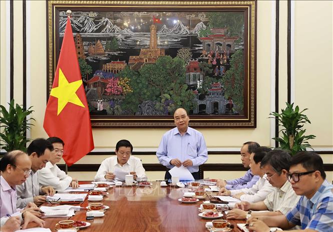 Chủ tịch nước Nguyễn Xuân Phúc họp đánh giá kết quả thực ...