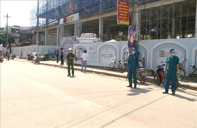 Covid 19 Binh Ä'á»‹nh Xá»­ Pháº¡t Nhiá»u TrÆ°á»ng Há»£p Khong Ä'eo Kháº©u Trang NÆ¡i Cong Cá»™ng áº£nh Thá»i Sá»± Trong NÆ°á»›c VÄƒn Hoa Xa Há»™i Thong Táº¥n Xa Viá»‡t Nam Ttxvn