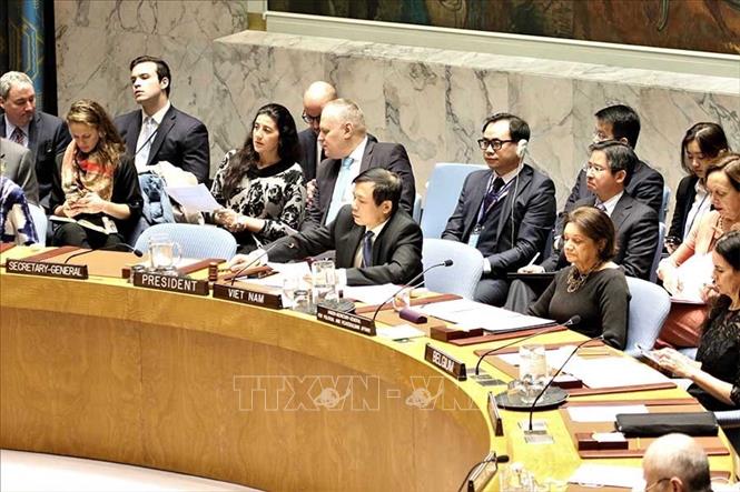 Trở thành Ủy viên không thường trực HĐBA LHQ cho thấy những đóng góp tích cực, thực chất, có trách nhiệm của Việt Nam đối với LHQ nói chung và HĐBA nói riêng trong nhiều năm qua đã được cộng đồng quốc tế ghi nhận. Trong ảnh: Đại sứ Đặng Đình Quý chủ trì phiên thảo luận mở của HĐBA LHQ về tình hình Palestine-Israel với tư cách Chủ tịch HĐBA LHQ tháng 1/2020. Ảnh: Khắc Hiếu - TTXVN 