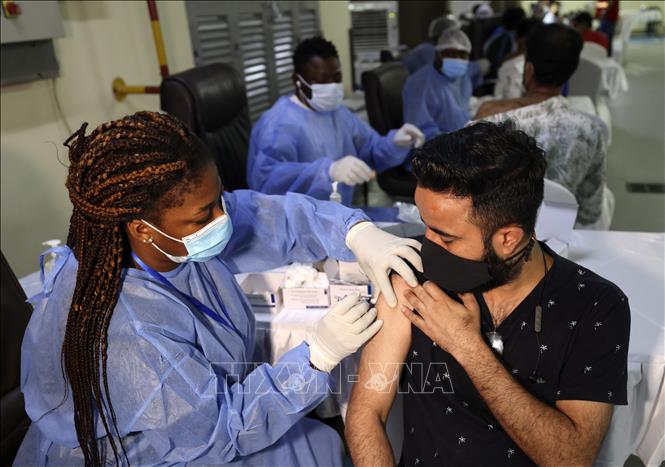 Covid 19 Uae Cung Cáº¥p Liá»u TÄƒng CÆ°á»ng Cho NgÆ°á»i Ä'a Tiem Ä'á»§ Vaccine Sinopharm áº£nh Thá»i Sá»± Quá»'c Táº¿ VÄƒn Hoa Xa Há»™i Thong Táº¥n Xa Viá»‡t Nam Ttxvn