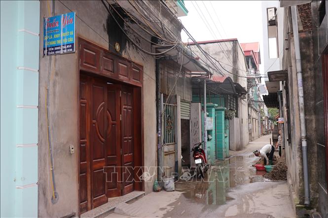 Trong ảnh: Mảnh đất xảy ra tranh chấp. Ảnh: Kim Anh - TTXVN