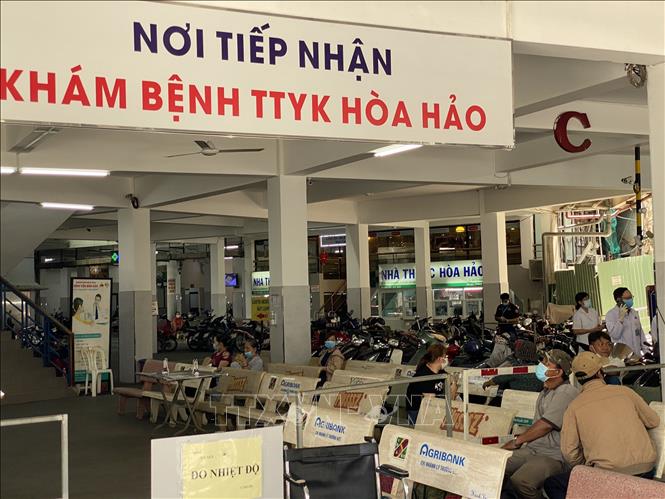 Trong ảnh: Khu vực tiếp nhận bệnh nhân tới khám tại Trung tâm y khoa Medic đã tạm ngưng hoạt động. Ảnh: Thu Hương - TTXVN
