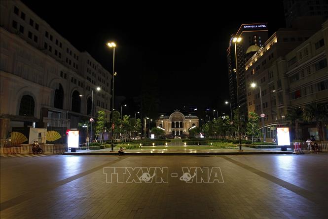 Tp. Hồ Chí Minh trước giờ thực hiện giãn cách theo Chỉ thị ...