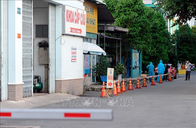 Trong ảnh: Từ ngày 3/6, Bệnh viện Đa khoa quận Gò Vấp tạm ngưng khám bệnh ngoại trú do có trường hợp dương tính với SARS-CoV-2 đến khám bệnh. Ảnh: An Hiếu - TTXVN