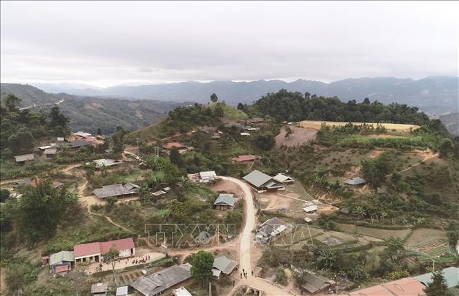 Trong ảnh: Một góc xã vùng cao Si Pa Phìn (huyện Nậm Pồ, tỉnh Điện Biên) trong thời gian thực hiện lệnh phong tỏa, thiết lập vùng cách ly y tế trên phạm vi toàn xã. Ảnh: Xuân Tiến- TTXVN