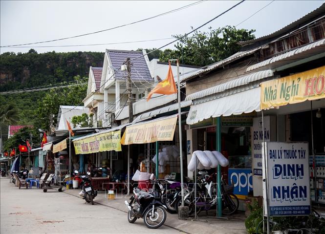 Trong ảnh: Khu vực trung tâm xã đảo Thổ Châu, thành phố Phú Quốc (Kiên Giang). Ảnh: Hồng Đạt - TTXVN
