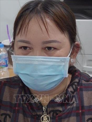 Trong ảnh: Đối tượng Trương Thị Bích Hạnh bị tạm giữ hình sự điều tra về hành vi đánh bạc. Ảnh: TTXVN phát
