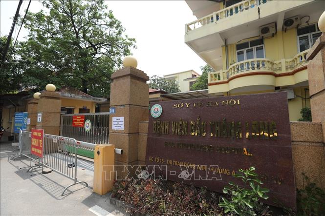 Bệnh viện Bắc Thăng Long tạm dừng tiếp nhận bệnh nhân đến khám và điều trị cho đến khi có thông báo mới. Ảnh: Minh Quyết - TTXVN