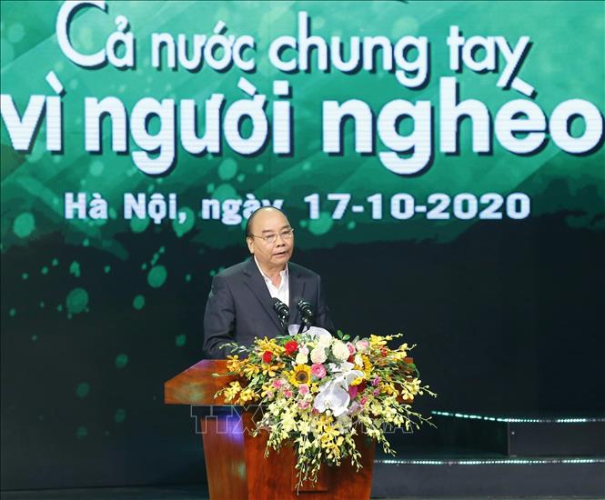 Trong ảnh: Thủ tướng Nguyễn Xuân Phúc phát biểu tại Chương trình 
