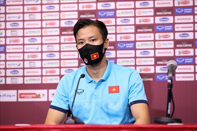 Photo: Vietnamese Captain Que Ngoc Hai at the press conference after the match.  VNA Photo: Hoàng Linh