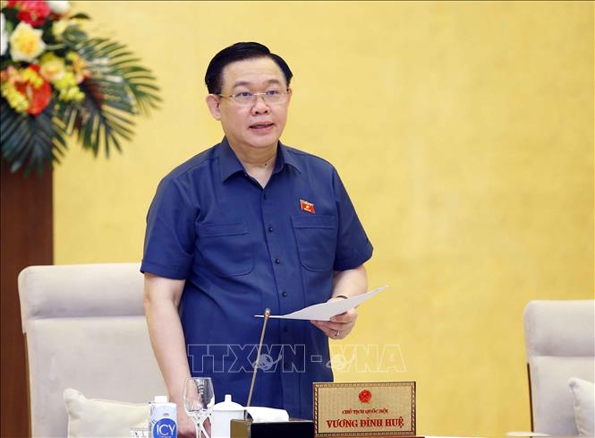 Chủ tịch Quốc hội Vương Đình Huệ phát biểu khai mạc Phiên họp thứ 57 của Ủy ban Thường vụ Quốc hội. Ảnh: Doãn Tấn - TTXVN