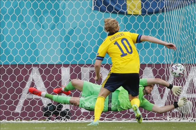 EURO 2020: Đội tuyển Thụy Điển vươn lên dẫn trước Slovakia ...