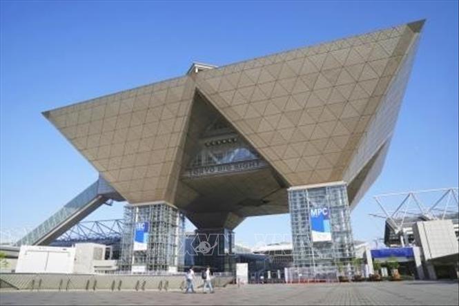 Trong ảnh: Trung tâm hội chợ triển lãm Tokyo Big Sight ở thủ đô Tokyo, Nhật Bản, nơi đặt Trung tâm Phát thanh-Truyền hình Quốc tế (IBC) phục vụ cho các thế vận hội mùa Hè sắp tới. Ảnh: Kyodo/TTXVN