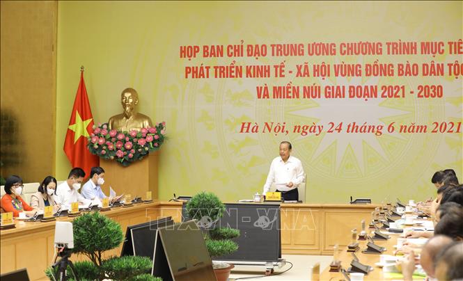 Trong ảnh: Phó Thủ tướng Thường trực Chính phủ Trương Hoà Bình, Trưởng Ban Chỉ đạo phát biểu chỉ đạo. Ảnh: Nguyễn Điệp - TTXVN