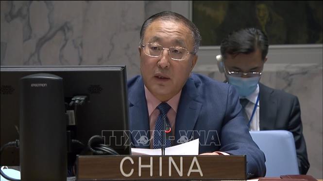 Đại sứ Trung Quốc tại Liên hợp quốc Trương Quân phát biểu tại phiên họp. Ảnh: Hữu Thanh - P/v TTXVN tại New York