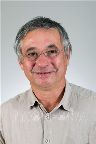 Trong ảnh: Ông Denis Rondepierre, Ủy viên Ban Chấp hành Đảng cộng sản Pháp (PCF). Ảnh: TTXVN phát