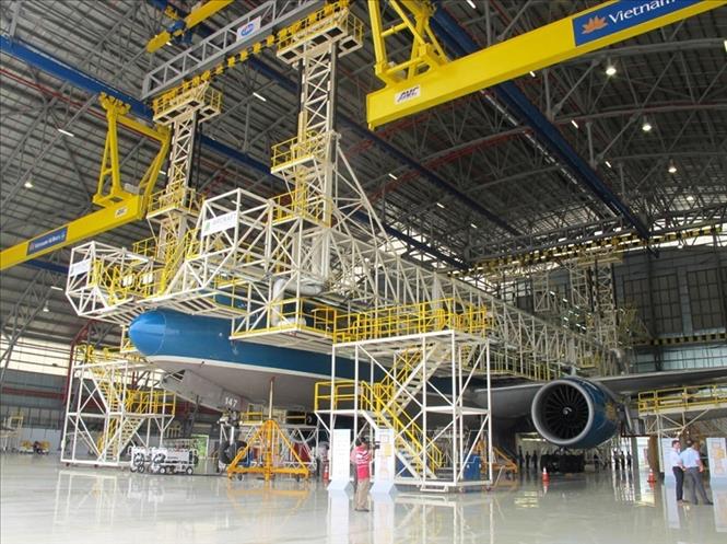 Hangar sửa chữa máy bay thân rộng tại sân bay Tân Sơn Nhất, TP Hồ Chí Minh. Ảnh:TTXVN phát