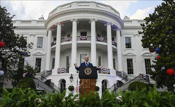 Trong ảnh: Tổng thống Mỹ  Joe Biden phát biểu tại lễ kỷ niệm Ngày Lễ Độc Lập ở Washington, DC, ngày 4/7/2021. Ảnh: AFP/TTXVN