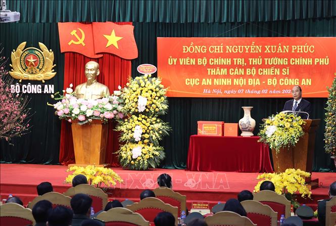 Trong ảnh: Thủ tướng Nguyễn Xuân Phúc phát biểu chúc Tết cán bộ, chiến sỹ Cục An ninh nội địa nhân dịp Tết Nguyên đán Tân Sửu 2021 (7/1/2021). Ảnh: Thống Nhất – TTXVN