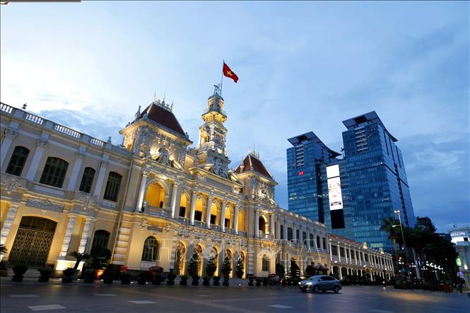 Photo: Le Thanh Ton street in Ho Chi Minh City's district 1. VNA Photo: Thanh Vũ