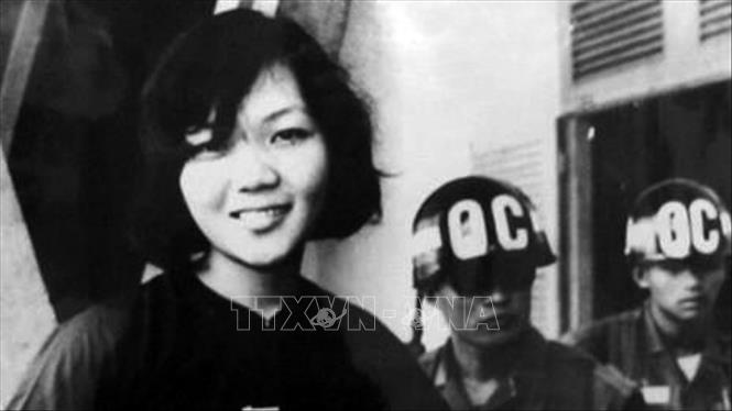 Với ý chí 