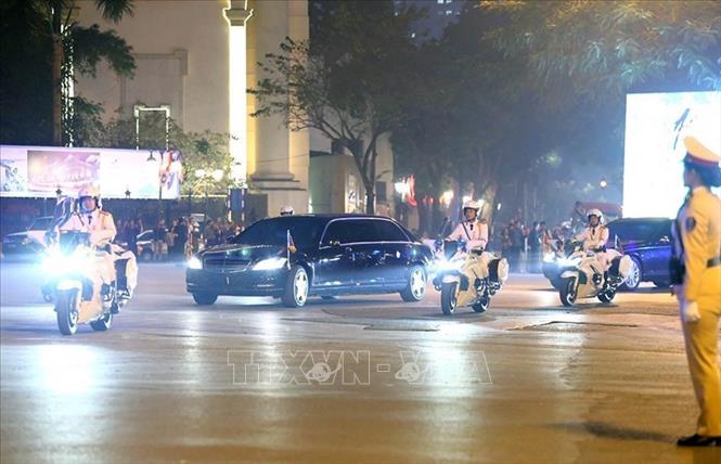 Chủ quyền quốc gia và thể chế chính trị của Việt Nam được các nước tôn trọng. Vị thế của Việt Nam được các nước đề cao. Chúng ta vừa phải tích cực, chủ động tham gia, vừa phải thực hiện các cam kết quốc tế, nâng cao vai trò và trách nhiệm của Việt Nam trong cộng đồng quốc tế vì lợi ích của ta và cả lợi ích chung. Trong ảnh: Việt Nam tổ chức thành công nhiều sự kiện tầm vóc quốc tế lớn, trong đó có tổ chức thành công Hội nghị Thượng đỉnh Mỹ - Triều Tiên lần thứ hai (27-28/2/2019) tại Hà Nội. Ảnh: Minh Quyết - TTXVN