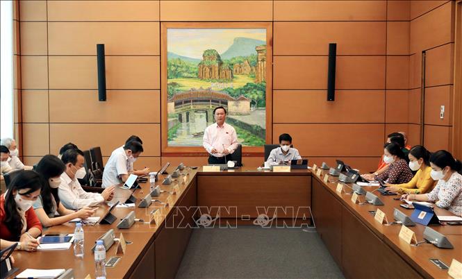 Trong ảnh: Đoàn đại biểu Quốc hội tỉnh Cà Mau, Bạc Liêu, Bình Phước, Tây Ninh, Sóc Trăng thảo luận tại tổ. Ảnh: Phạm Kiên - TTXVN